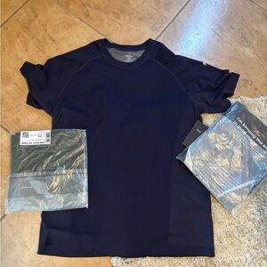 Fabletics set of three  Short Sleeve Tee NWT